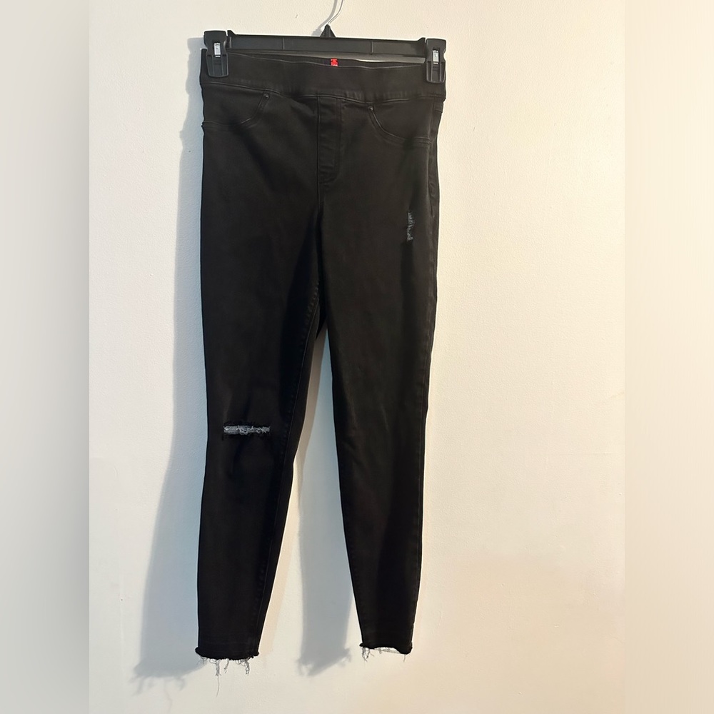 Spanx Womens Vintage distressed skinny jeans Size Medium high rise raw hem black
